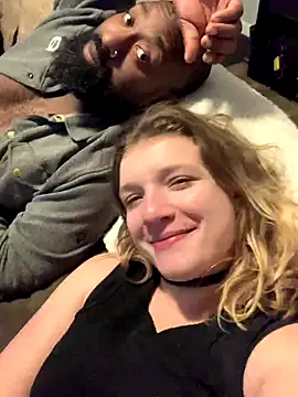 Snapshot of Seturselfonfire chatting on 11-27-25, 06:03 Seturselfonfire online show from 11-27-25, 06:03