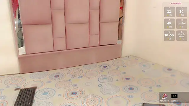 roxanawillts online show from 11-08-25, 06:00