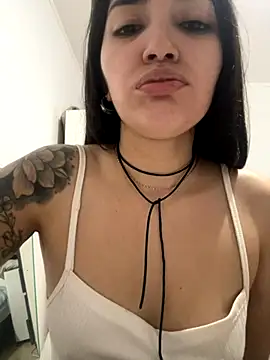 KarenG2025 online show from 10-09-25, 03:29