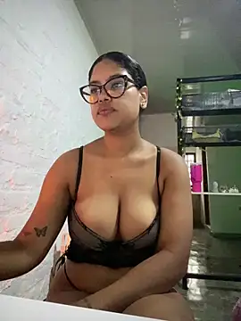 miiabrown18 online show from 04-13-26, 01:15