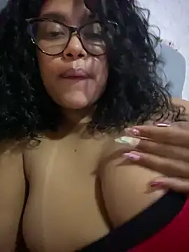 Snapshot of miiabrown18 chatting on 02-22-26, 01:19 miiabrown18 online show from 02-22-26, 01:19