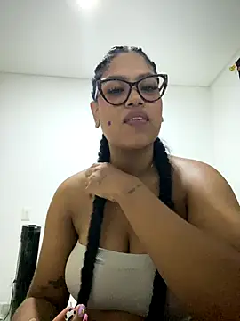 miiabrown18 online show from 11-03-25, 11:52