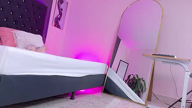 Snapshot of Kataaleya__12 chatting on 01-17-26, 11:58 Kataaleya 12 online show from 01-17-26, 11:58