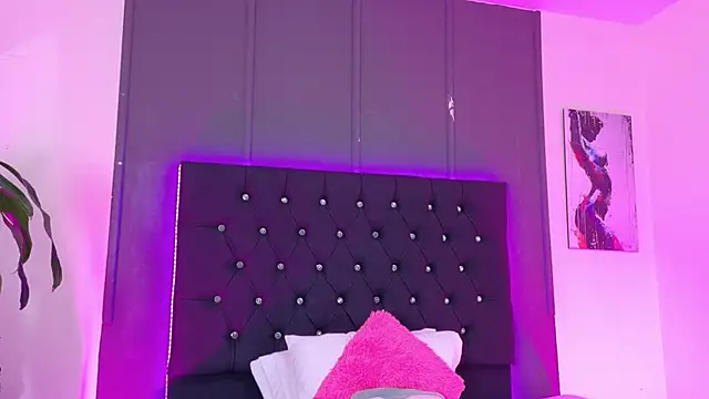 Kataaleya  12 online show from 11-11-25, 12:00