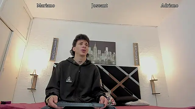 iammariano online show from 10-21-25, 04:12