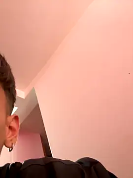  Kinky69  online show from 11-05-25, 09:40