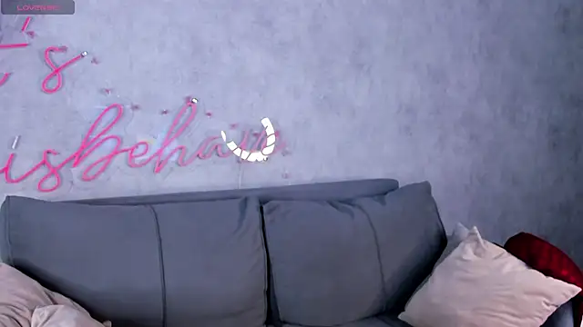 Snapshot of Berta_Kelly chatting on 10-08-25, 01:18 Berta Kelly online show from 10-08-25, 01:18