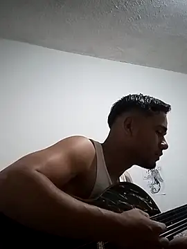 Snapshot of elmordelon14 chatting on 11-08-25, 12:58 elmordelon14 online show from 11-08-25, 12:58