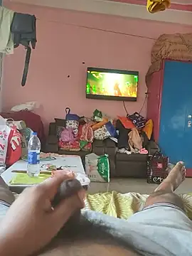 only woman online show from 12-21-25, 06:15