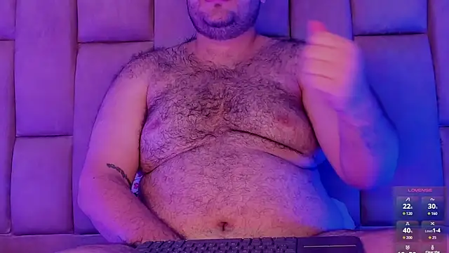 Snapshot of big_bearr chatting on 05-21-26, 05:27 big bearr online show from 05-21-26, 05:27
