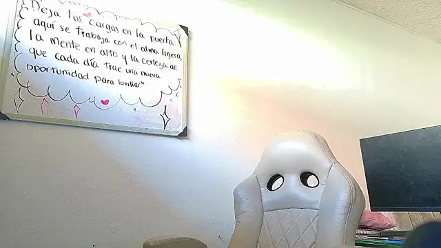 big bearr online show from 11-26-25, 01:33