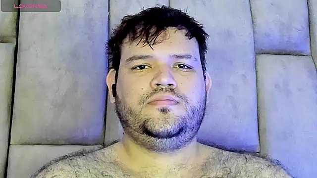 Snapshot of big_bearr chatting on 05-07-26, 06:11 big bearr online show from 05-07-26, 06:11