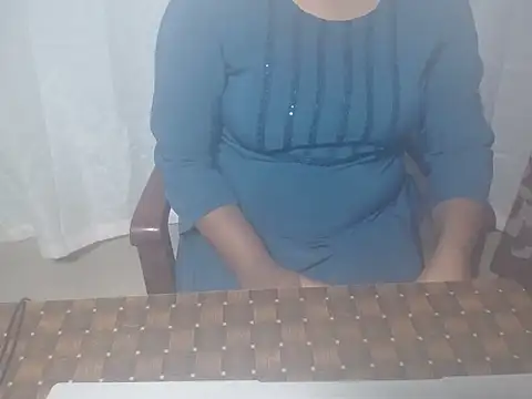 henakhan32 online show from 10-10-25, 04:57