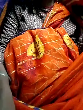 Snapshot of Cuty_kinjal chatting on 12-21-25, 09:59 Cuty kinjal online show from 12-21-25, 09:59