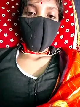 Snapshot of Cuty_kinjal chatting on 10-21-25, 03:22 Cuty kinjal online show from 10-21-25, 03:22