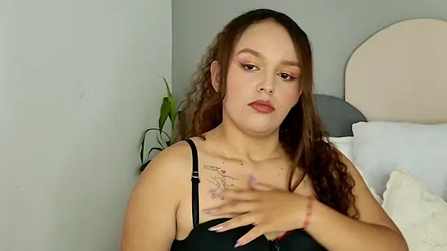 CamilaGomez149 online show from 06-16-26, 06:19