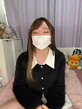 Snapshot of Moe_v_v chatting on 10-12-25, 06:04 Moe v v online show from 10-12-25, 06:04