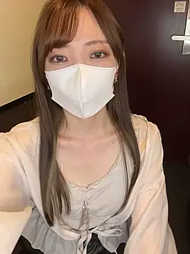 Snapshot of Moe_v_v chatting on 10-02-25, 06:06 Moe v v online show from 10-02-25, 06:06