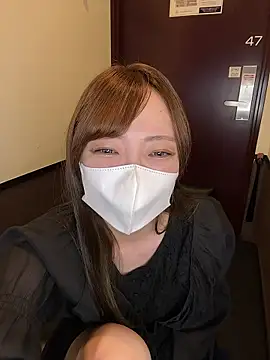 Snapshot of Moe_v_v chatting on 10-03-25, 02:15 Moe v v online show from 10-03-25, 02:15