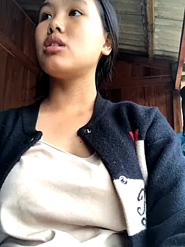 Mai lovely online show from 10-22-25, 02:00