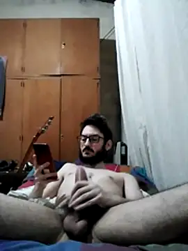 Fefede97  online show from 11-23-25, 06:51