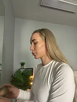 MaryDavies online show from 03-24-26, 06:46