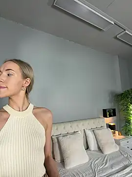 MaryDavies online show from 03-22-26, 07:32