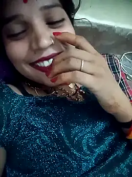 Snapshot of Mahek_love143 chatting on 05-23-26, 02:38 Mahek love143 online show from 05-23-26, 02:38