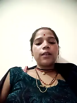 Snapshot of Mahek_love143 chatting on 05-27-26, 01:26 Mahek love143 online show from 05-27-26, 01:26