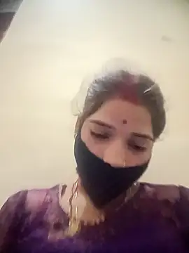 Snapshot of Mahek_love143 chatting on 05-24-26, 02:55 Mahek love143 online show from 05-24-26, 02:55