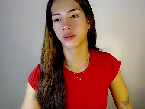 Snapshot of ashley_bombshell chatting on 10-06-25, 08:20 ashley bombshell online show from 10-06-25, 08:20