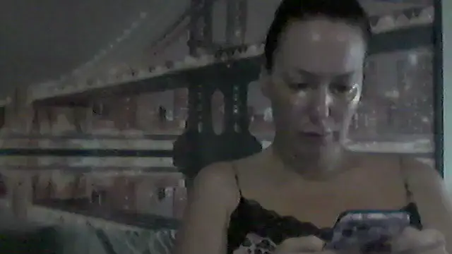 Snapshot of Selirine chatting on 10-04-25, 01:18 Selirine online show from 10-04-25, 01:18