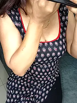 Snapshot of Marathi_Ashu1 chatting on 02-14-26, 08:03 Marathi Ashu1 online show from 02-14-26, 08:03