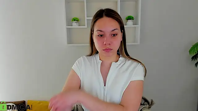 Al1ice Moures online show from 10-13-25, 09:33