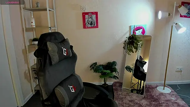 Al1ice Moures online show from 01-06-26, 01:20