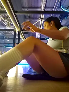 Coraline  dk2 online show from 04-07-26, 10:28