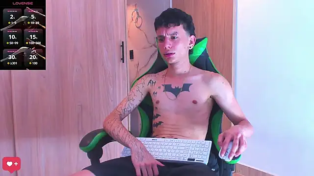 Skinny batman online show from 10-31-25, 04:20