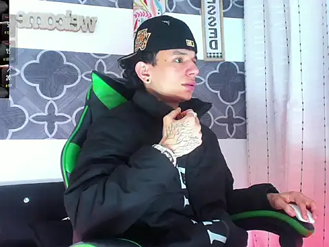 Skinny batman online show from 12-02-25, 10:55