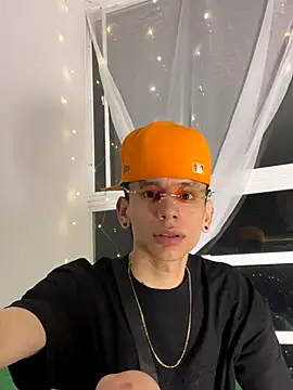 Skinny batman online show from 10-26-25, 03:40