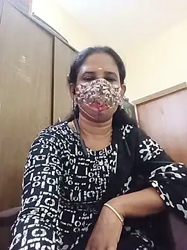 Snapshot of tamil_Boomika chatting on 06-12-26, 10:13 tamil Boomika online show from 06-12-26, 10:13