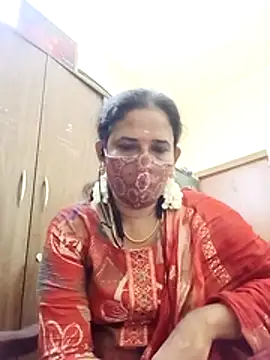 Snapshot of tamil_Boomika chatting on 05-12-26, 05:08 tamil Boomika online show from 05-12-26, 05:08