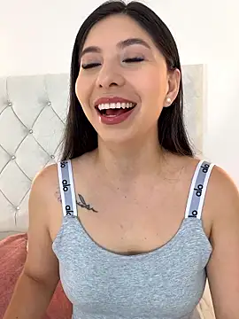 Ashley-Whitee online show from 01-17-26, 04:21