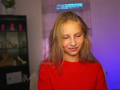 Snapshot of emmie_murray chatting on 09-27-25, 01:17 emmie murray online show from 09-27-25, 01:17