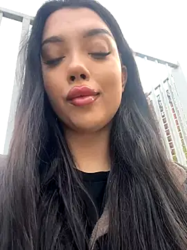 kiss Lissa online show from 11-19-25, 09:42