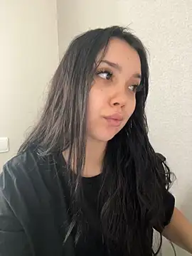 kiss Lissa online show from 10-29-25, 11:42