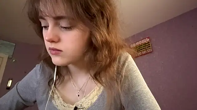 Snapshot of ShannanJou chatting on 10-16-25, 08:33 ShannanJou online show from 10-16-25, 08:33