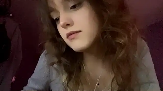 Snapshot of ShannanJou chatting on 10-03-25, 01:12 ShannanJou online show from 10-03-25, 01:12