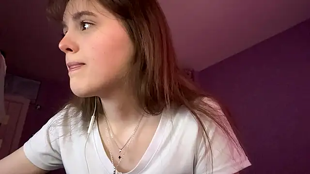 Snapshot of ShannanJou chatting on 10-20-25, 08:15 ShannanJou online show from 10-20-25, 08:15