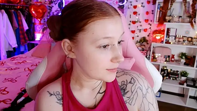 Ayla Hicks online show from 03-01-26, 03:50