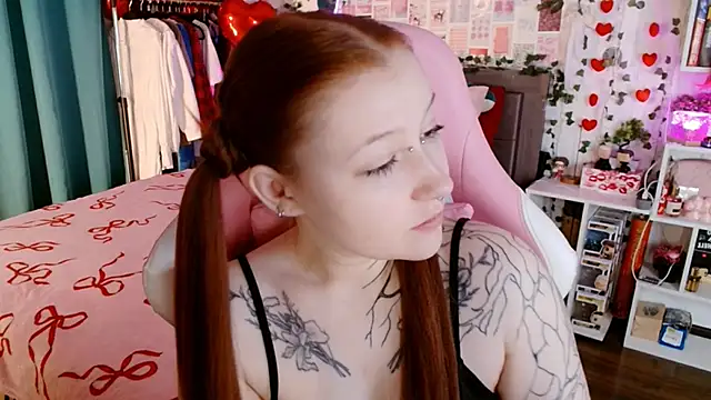 Ayla Hicks online show from 03-09-26, 04:05